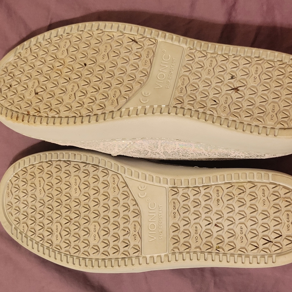 Vionic Avery Silver Metallic Shoes - image 8